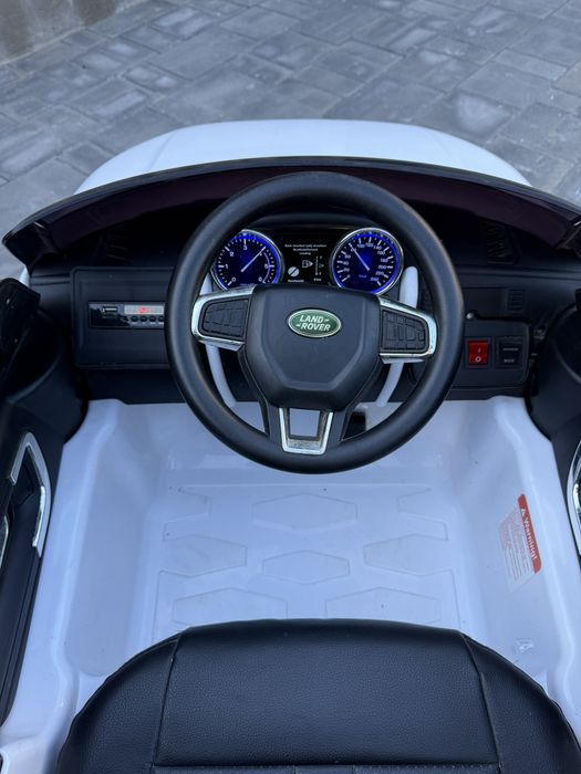 Дитячий електромобіль Land Rover