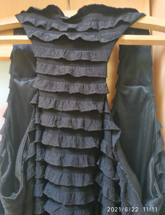 Czarna elegancka krótka sukienka , rozmiar M.