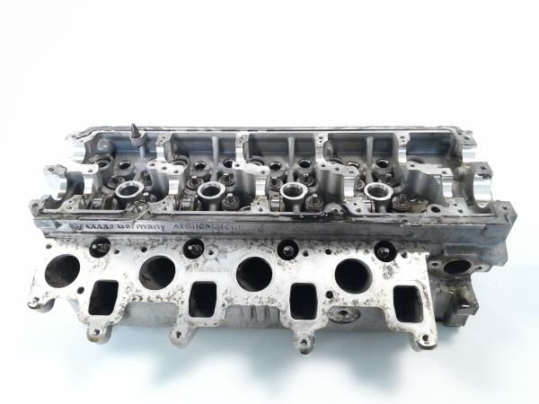 Colaça / cabeça do motor AUDI A3 (8P1)
