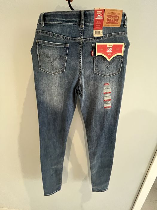 Нові джинси Levis на дівчинку, скінні