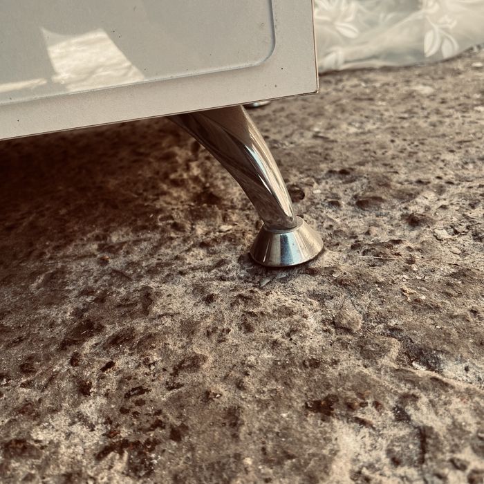 Тумбочка, комод,