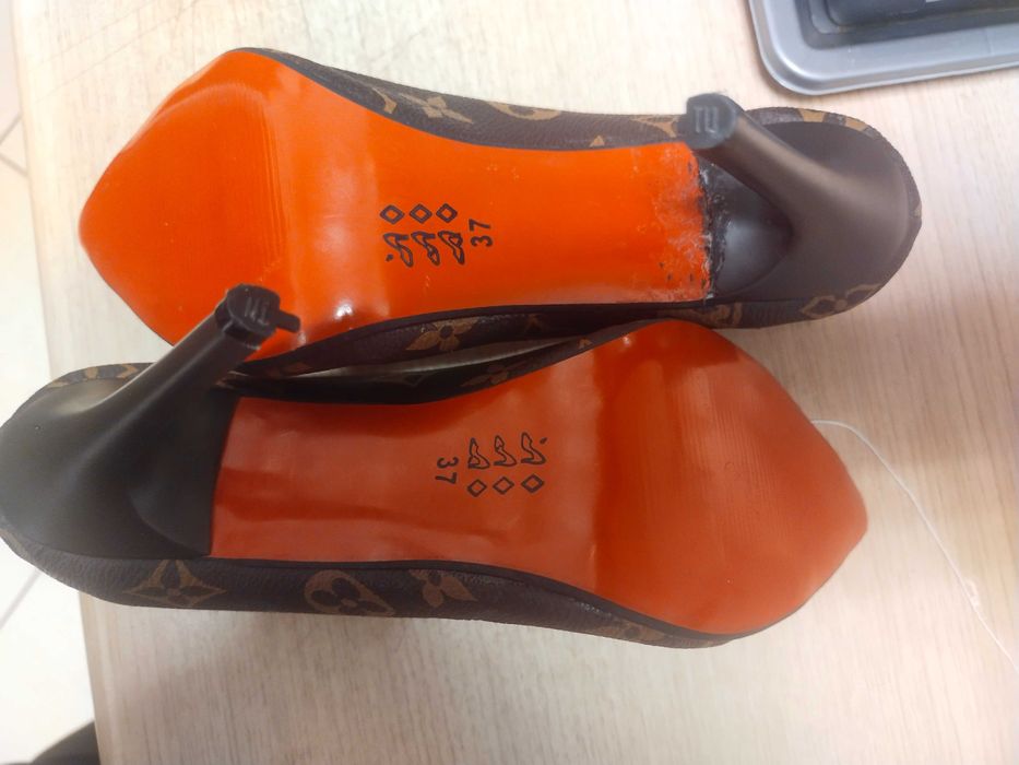 Brązowe szpilki Louis Vuitton rozmiar 37