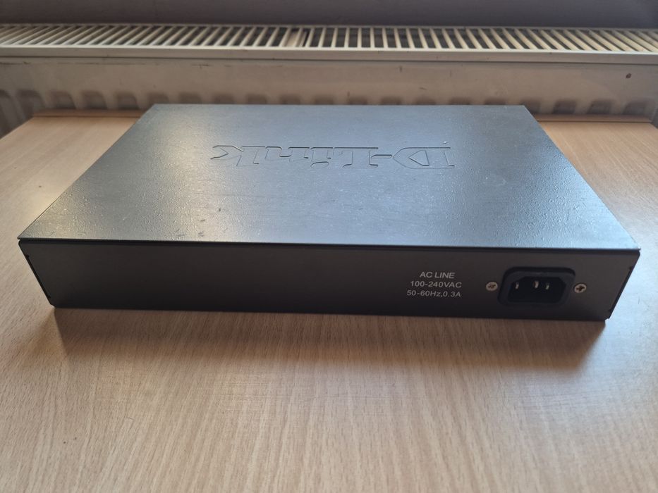 switch D-Link DES 1024D