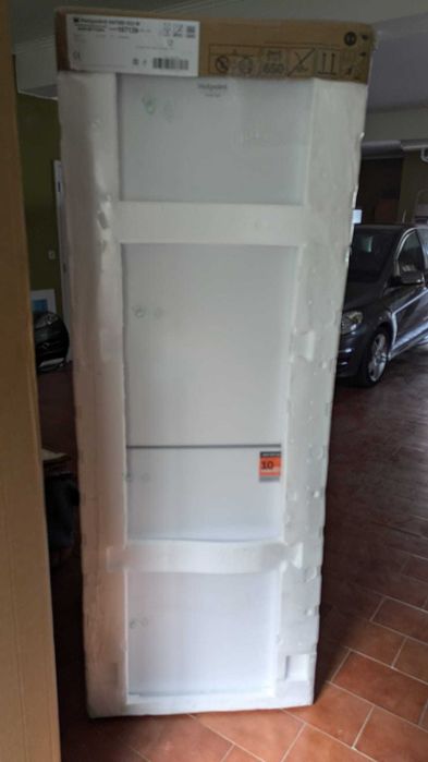 [SELADO] Frigorífico Combinado HOTPOINT HA70BI 932 (No Frost - 195 cm - 462 L - Branco)