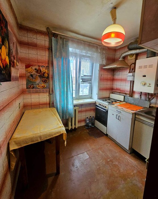 Продам трикімнатну квартиру зуп.Гетьмана Сагайдачного,вул.Європейська.