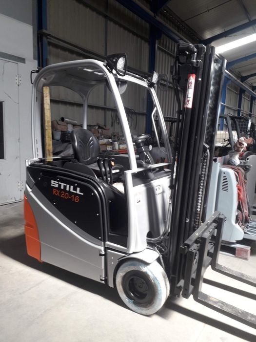 Empilhador Elétrico com 4a Válvula