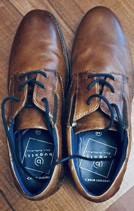 Мужсике туфли Bugatti