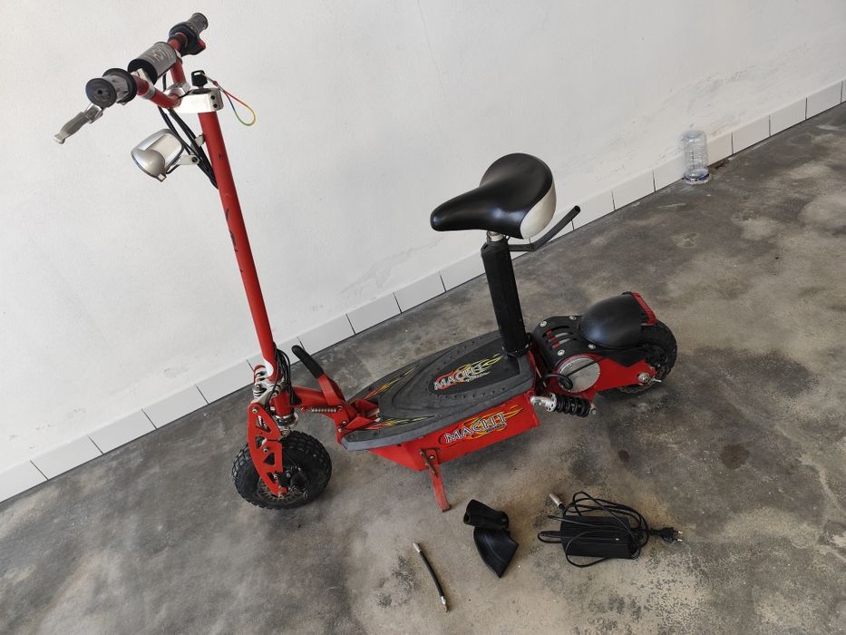 Trotineta 1800w Mach 1