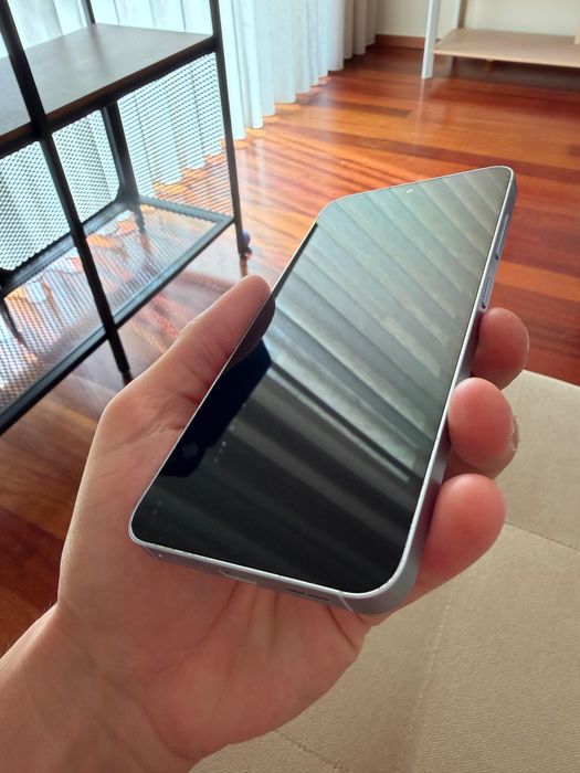 Samsung Galaxy S25 128GB + Capa Spiden Ultra Hybrid Clear
