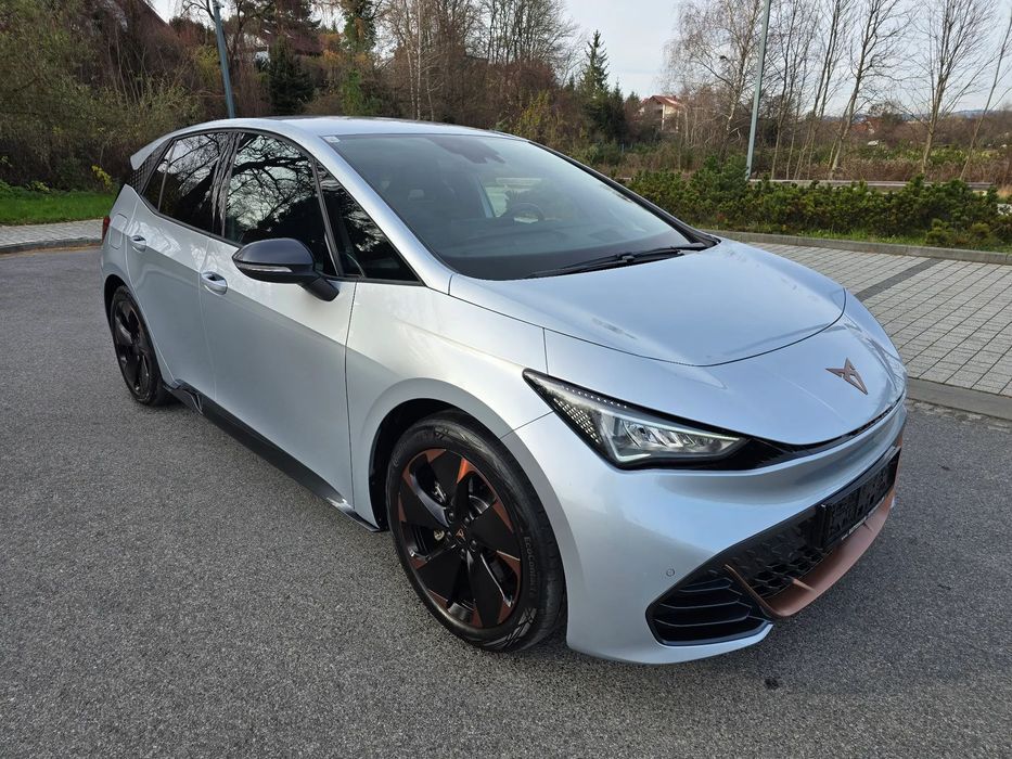 Cupra Born 2023 rok Tylko 29.ooo km e-Boost 77 (82) kWh 170 kW/231 KM Full Opcja