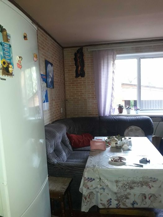 Продаж двоповерхового будинку в центрі м. Чорнобай