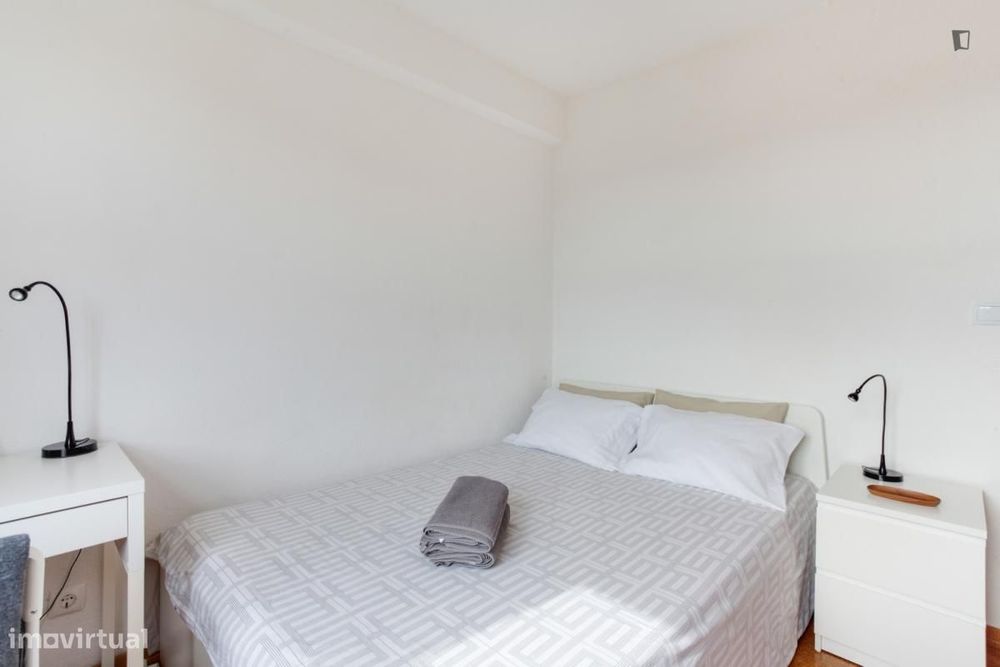 Quarto - localizado em Bela Vista Lisbon