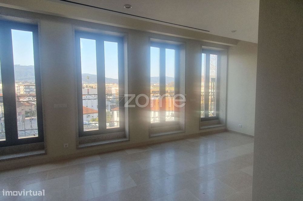FANTÁSTICO Apartamento T2 para arrendamento em Caldelas