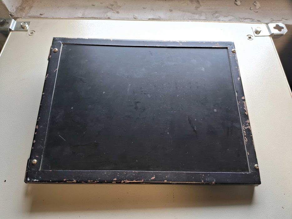 Монітор 15"  Монитор 15"