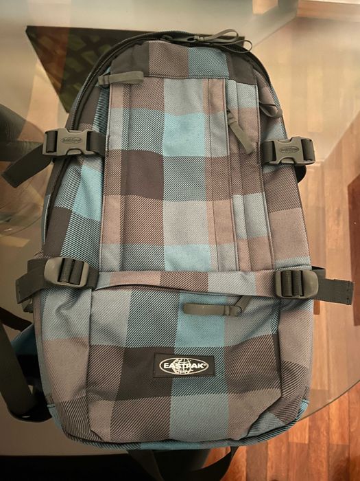 Mochila Eastpak Nova