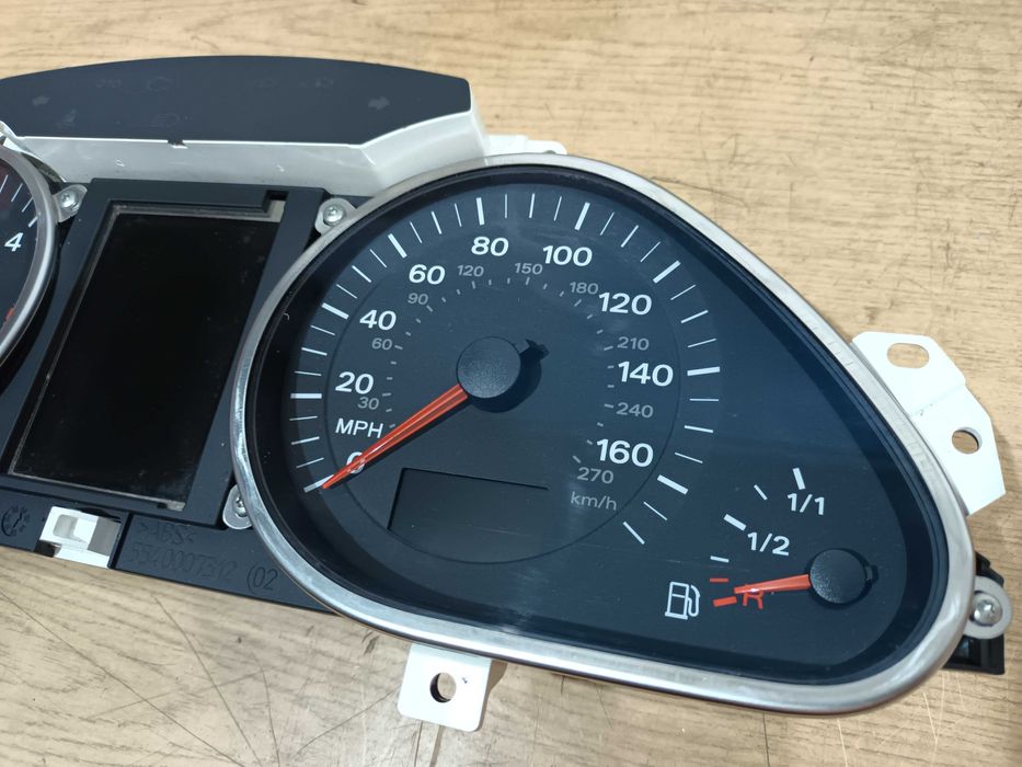 Licznik zegar prędkościomierz AUDI Q7 4L 3.0 TDI UK