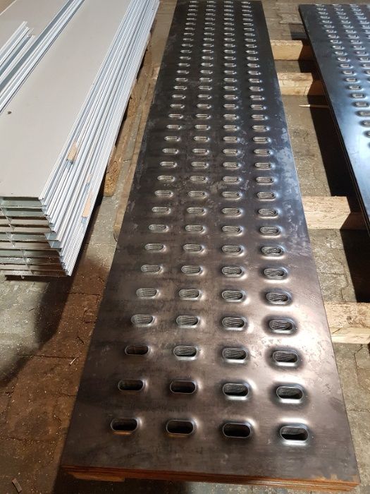 Blacha stalowa LOHR 500 x 2500 mm. Cena 95 zł mb