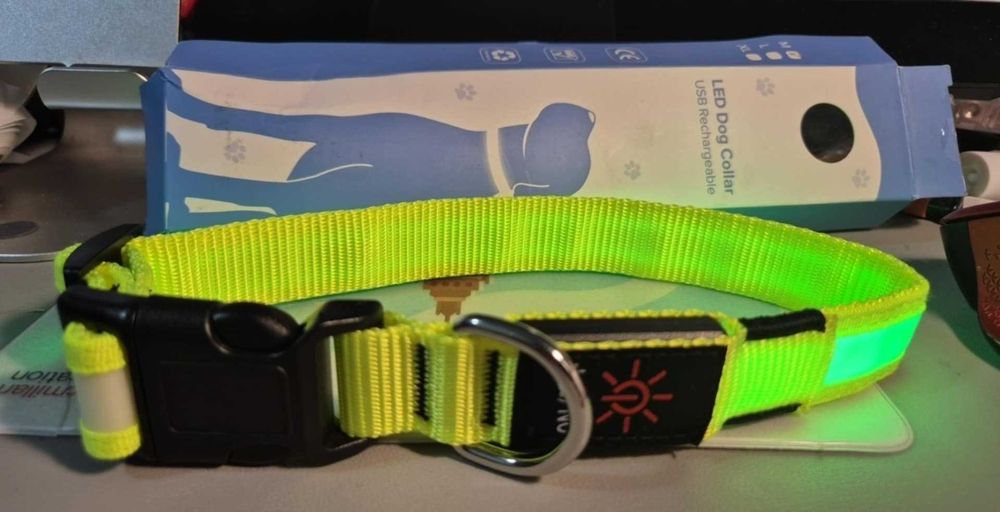 Świecąca obroża dla psa max 40 cm
