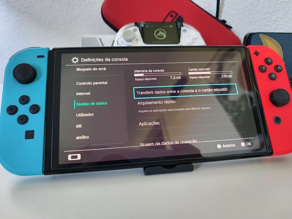 Nintendo Switch OLED
