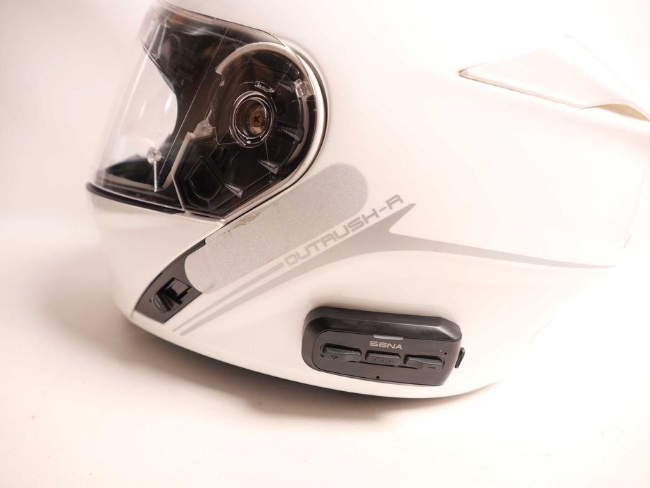 Мотоциклетний шолом Sena OUTRUSH R Bluetooth з модульною системою