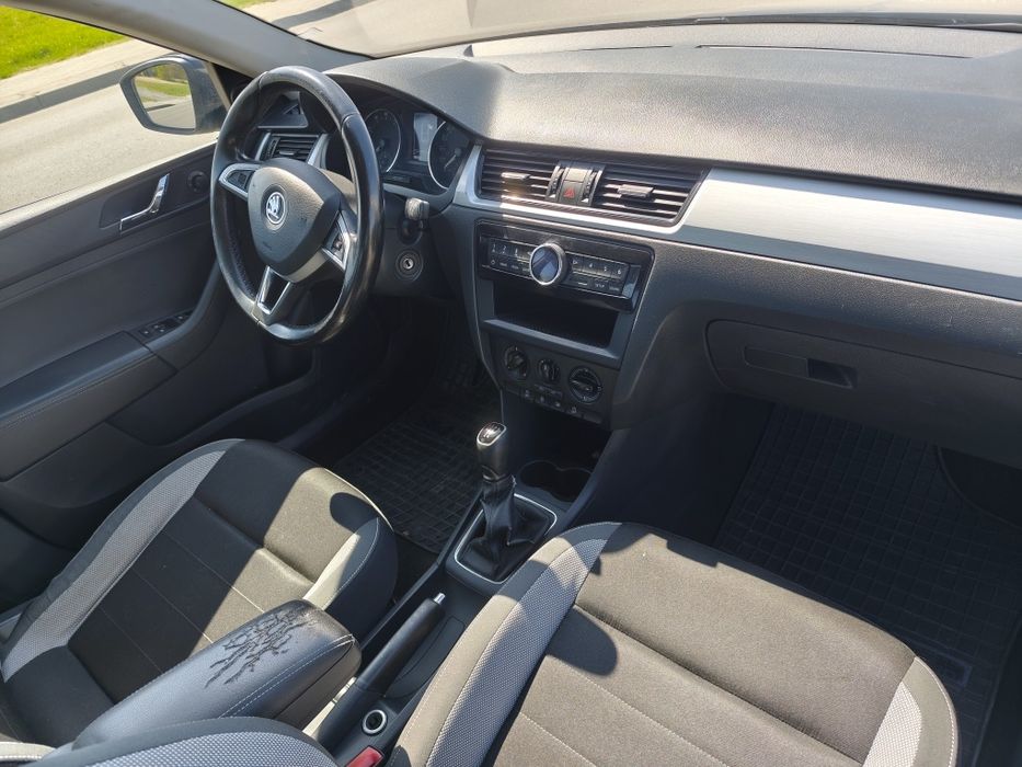 Skoda Rapid 2017 salon polska benzyna