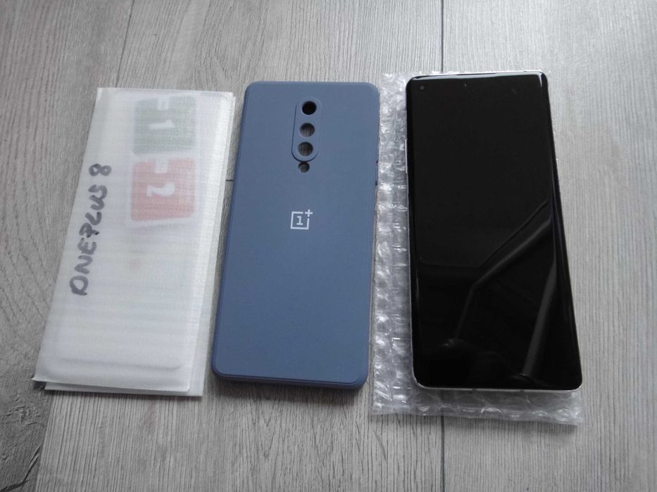 OnePlus 8  5G  128/8Gb.