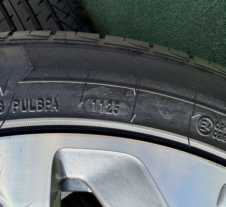 Диски з шинами R21 5x112 Audi Q7,QS7,Q8,E-Tron