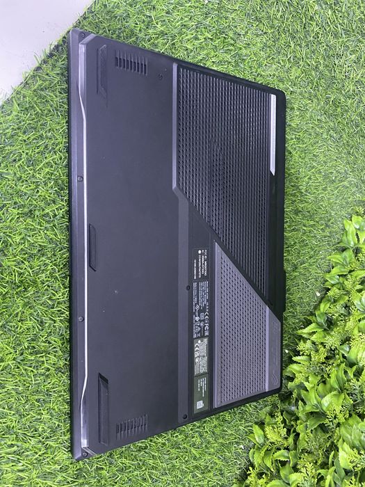 Ноутбук ігровий Asus rog strix 17.3 300hz ryzen 9 5900x 32/1tb rtx 3080 8gb