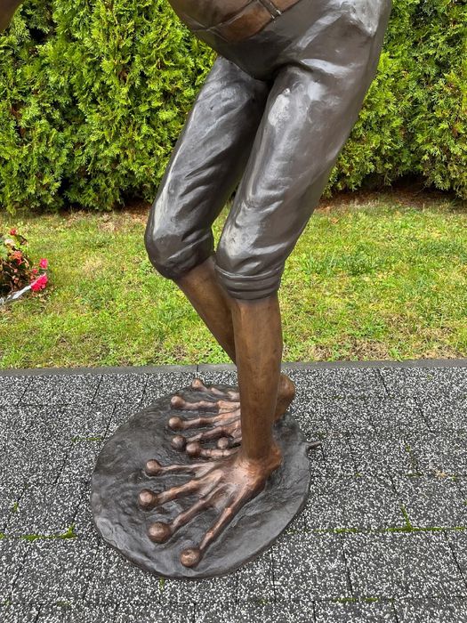 Żaba żebraczka-fontanna z brązu duża