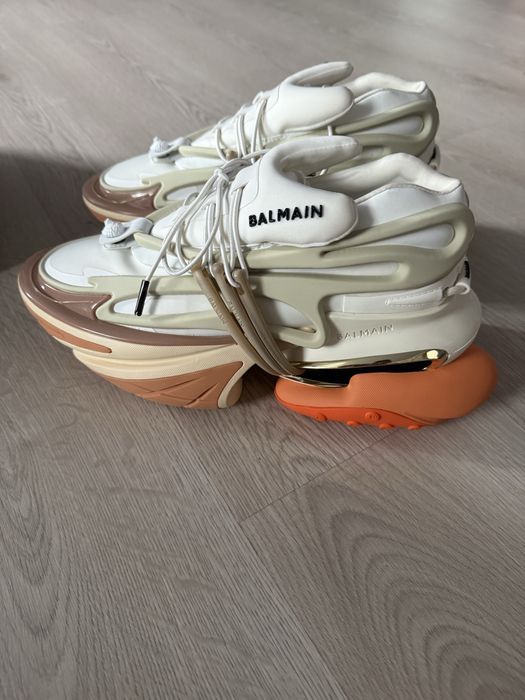 Balmain кросівки