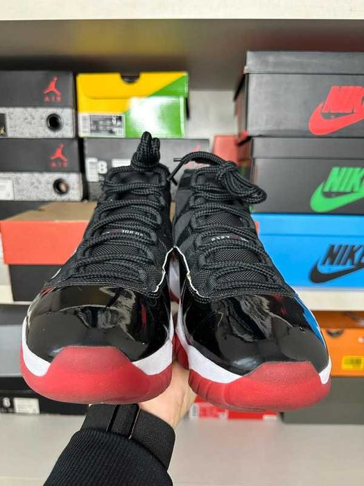 Jordan11RetroPlayoffsBred r.40