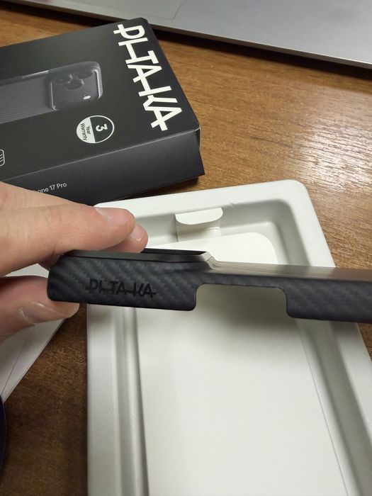 Pitaka iphone 17 pro