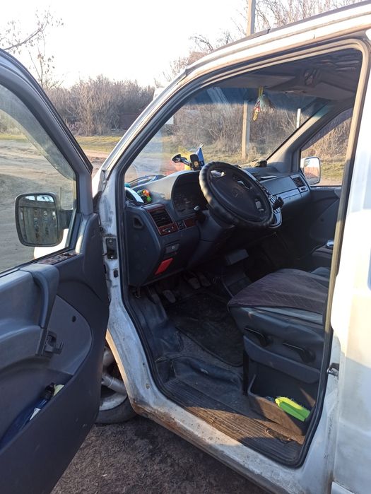 Мерседес віто 638