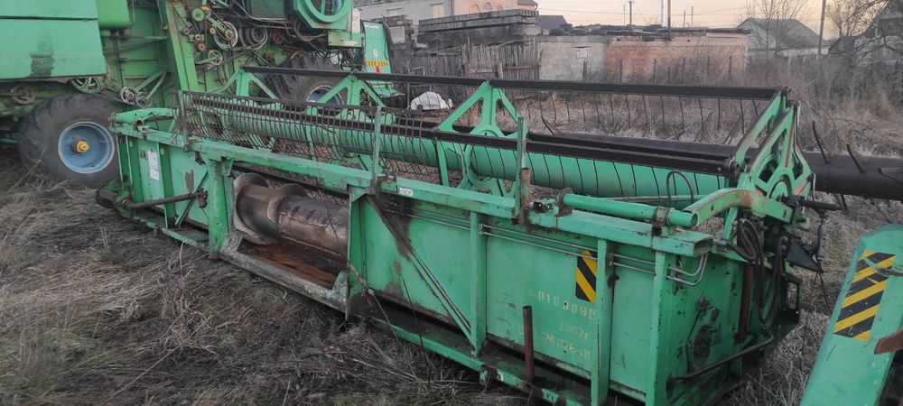 Дон 1500Б комбайн