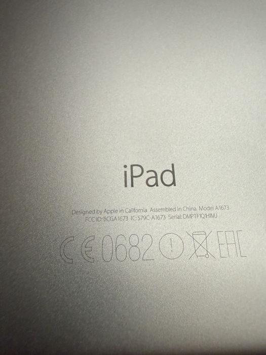 Ipad pro 9.7 wifi 128gb 2016 батарея 75%