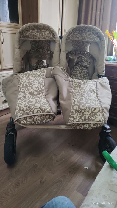 Коляска для двійні tako jumper duo
