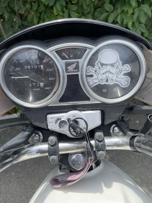 Honda CB125E 2011