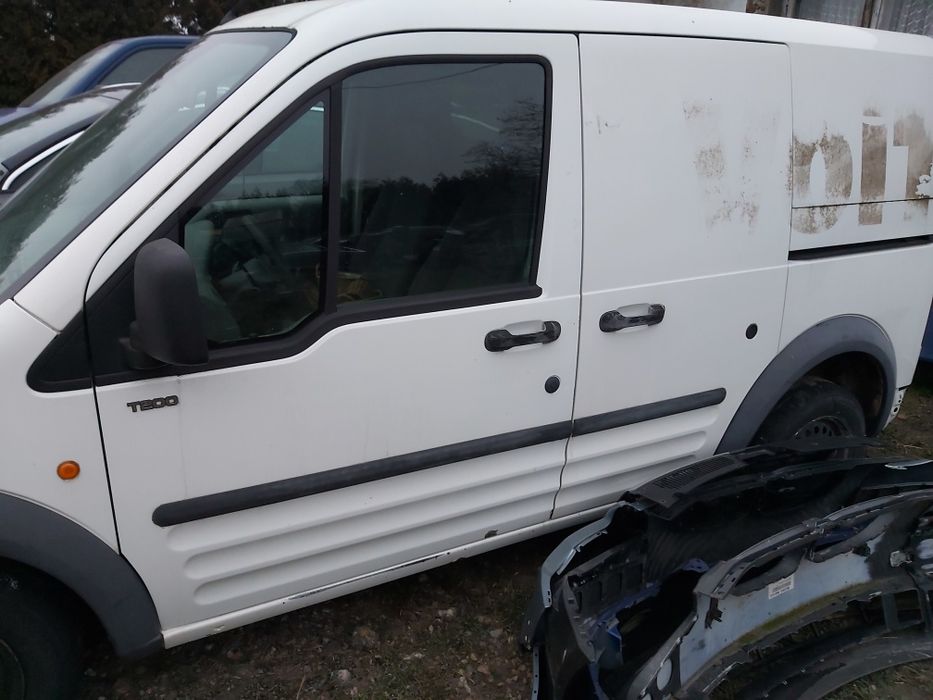 Ford Transit connect fotele przód deska kokpit drzwi hak