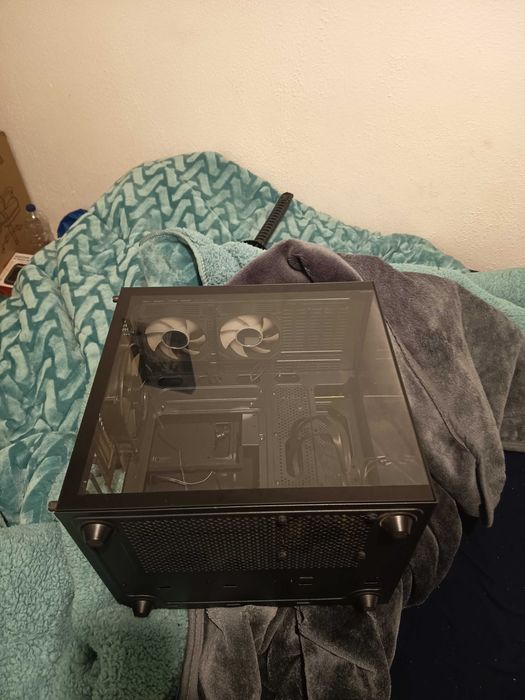 Caixa desktop de vidro gamer c/ Fans