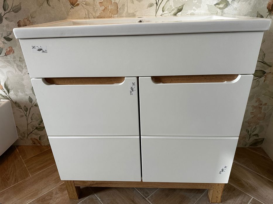 Тумбочка в ванну 80см