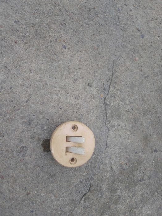 Łącznik włącznik światła elektryczny podwójny podtynkowy PRL antyk