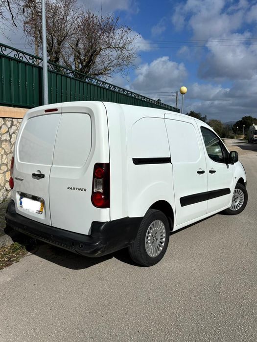 Peugeot Partner 1.6 HDI 3 Lugares longa
