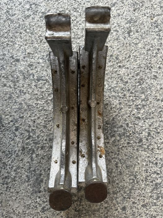 Тормозные колодки, колодки, тормоза Урал новые СССР