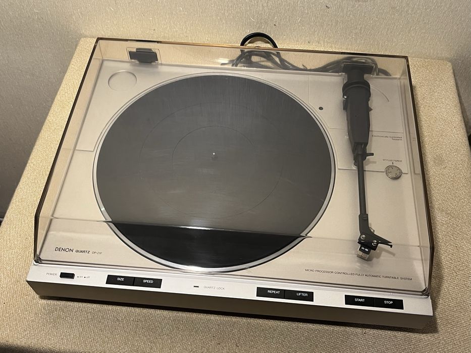 Уникальный проигрыватель винила DENON DP-21F DIRECT DRIVE QUARTZ