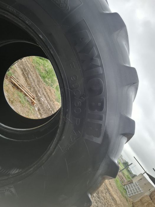 Michelin Axiobib IF900/60 R42