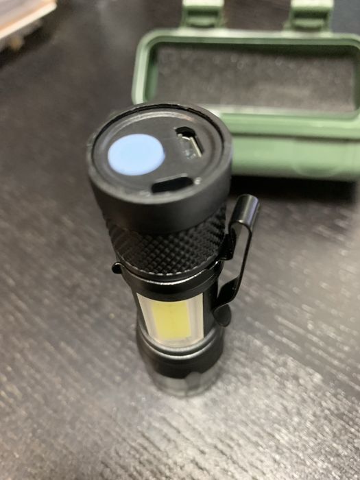 Lanterna de carregar por USB