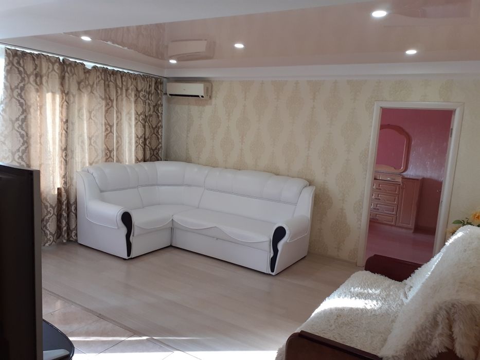 Квартира посуточно 2хк люкс просп ЗНУ Эпицентр ангиолайф КСМ Дубовая р