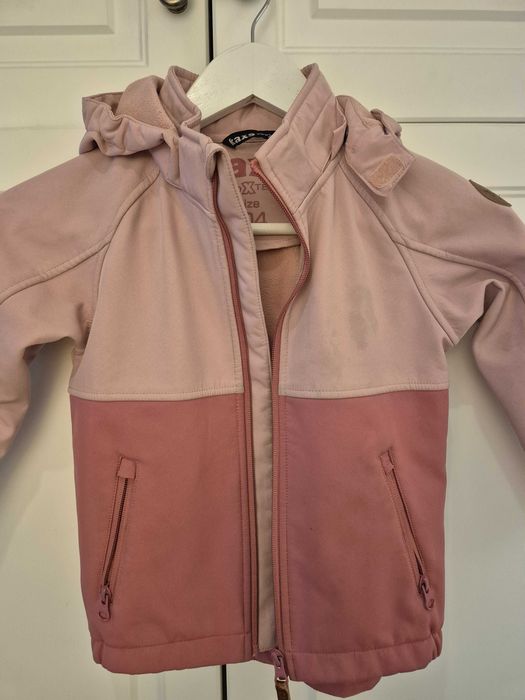 Kurtka softshell Kaxs 104 cm rożowa