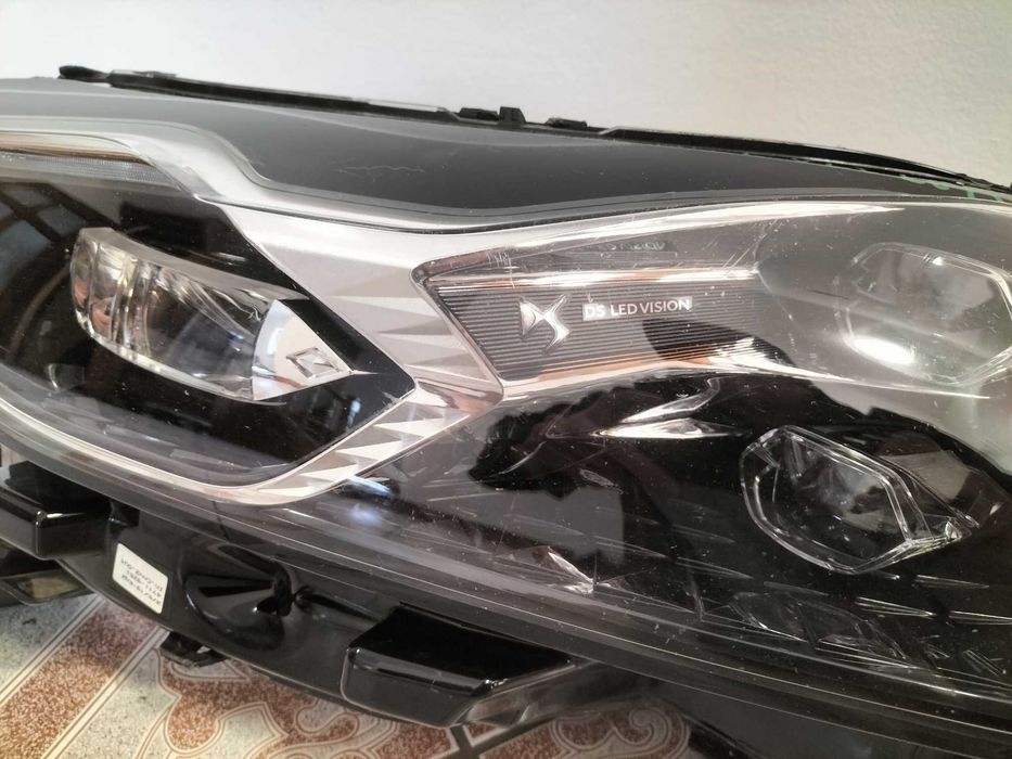Citroen DS3 Crossback lampa lewa full LED