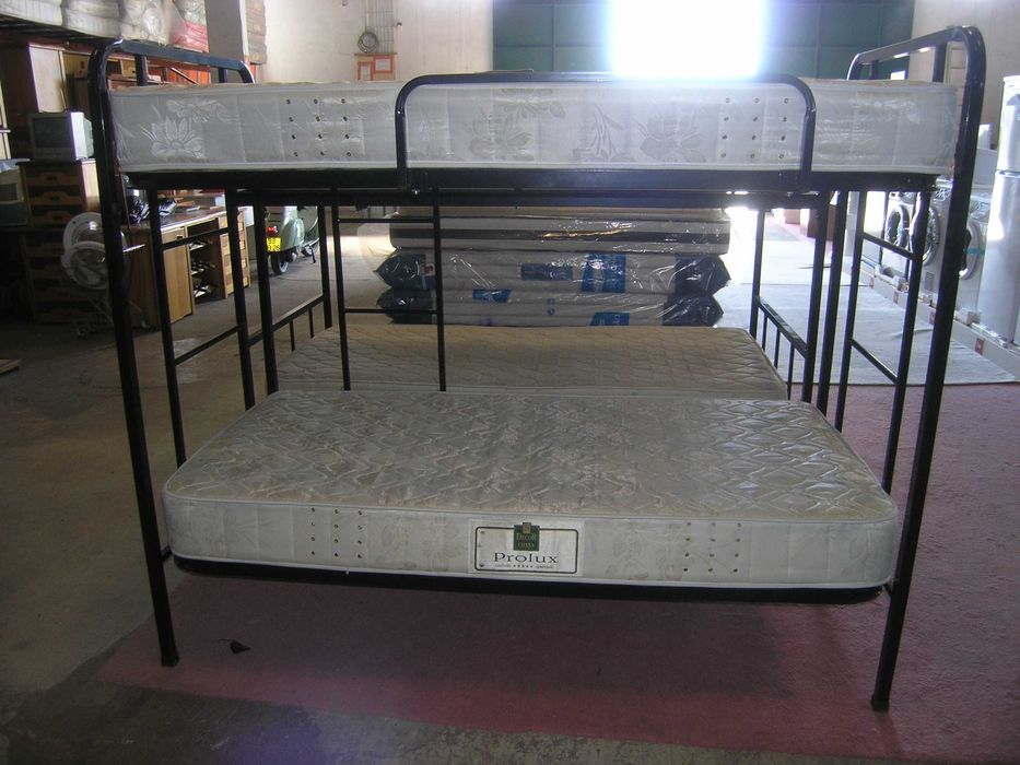 Beliche com colchão